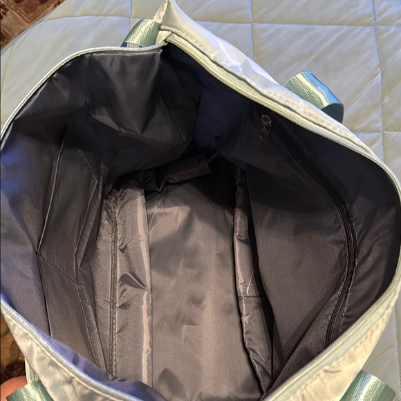 Travel Tote Bag in Light Green - Picture 5 of 5